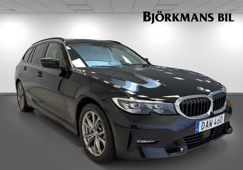 BMW 330, 2021