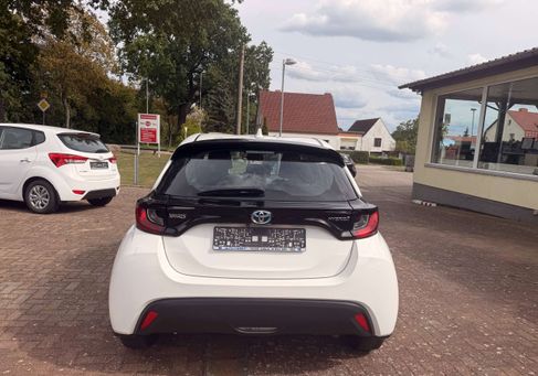 Toyota Yaris, 2022 3