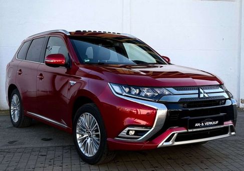 Mitsubishi Outlander, 2021