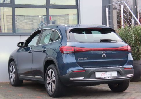 Mercedes-Benz EQA, 2022