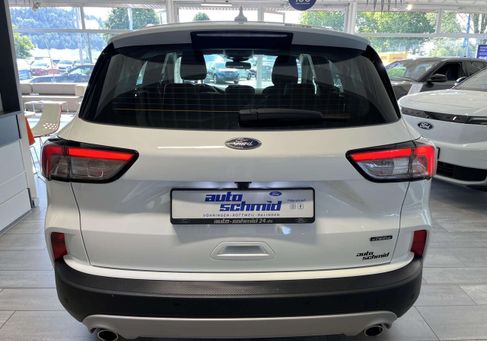 Ford Kuga, 2022