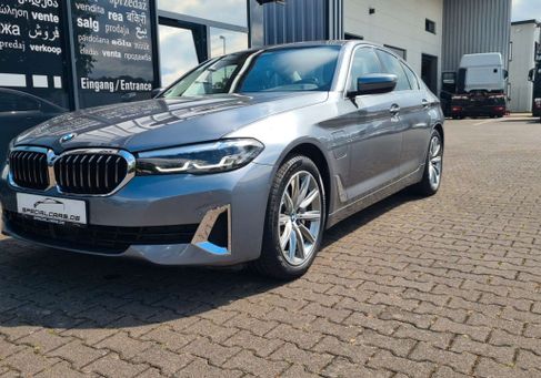 BMW 530, 2020
