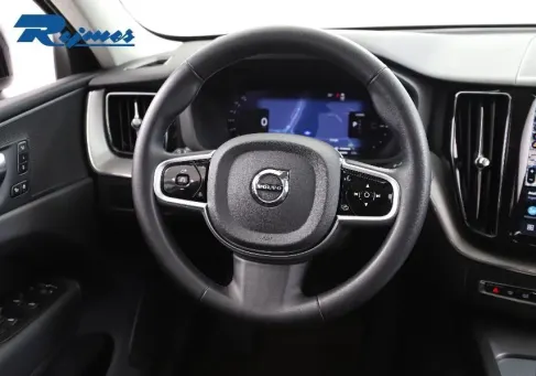 Volvo XC60, 2025