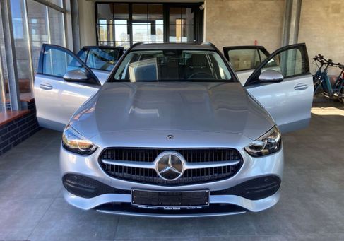 Mercedes-Benz C 200, 2023