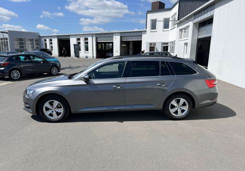 Skoda Superb, 2022