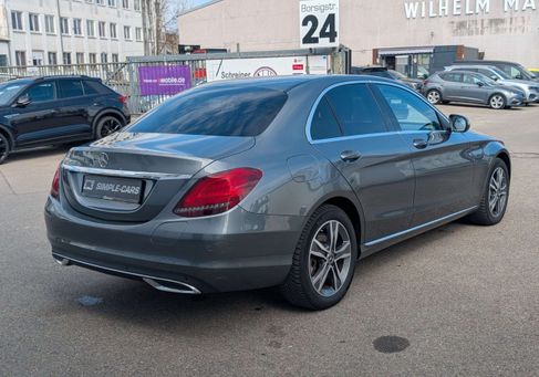 Mercedes-Benz C 300, 2020