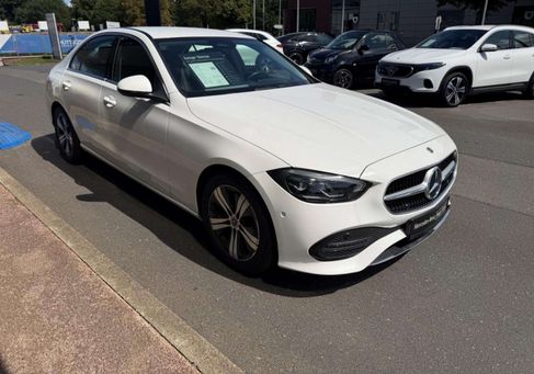 Mercedes-Benz C 180, 2022