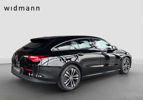 Mercedes-Benz CLA 180, 2023