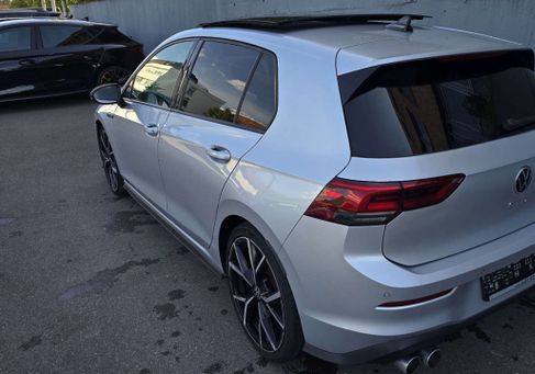 Volkswagen Golf, 2022 3
