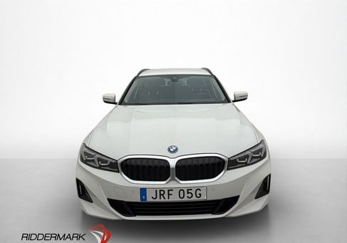 BMW 330, 2023 2