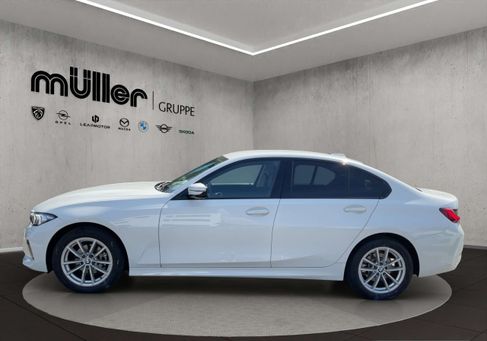 BMW 318, 2023