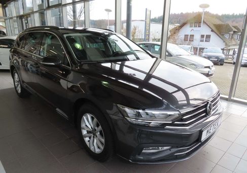 Volkswagen Passat Variant, 2023