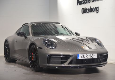 Porsche, 2024