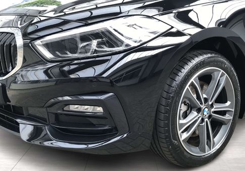 BMW 118, 2022 3