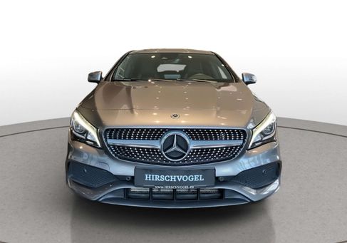 Mercedes-Benz CLA 180, 2018 3