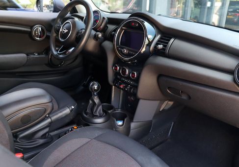 MINI One First, 2019