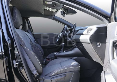 Renault Captur, 2026 3