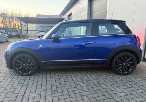 MINI ONE, 2019