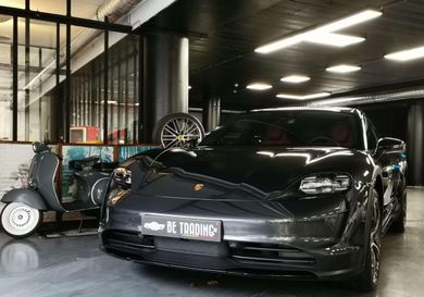 Porsche Taycan, 2022