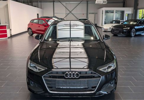 Audi A4, 2022