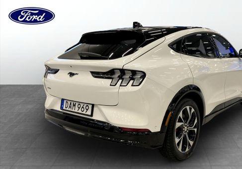 Ford Mustang Mach-E, 2021