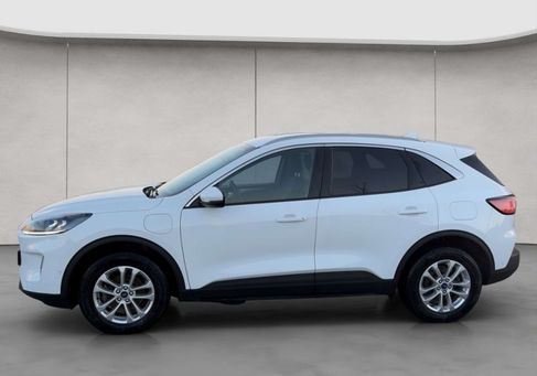 Ford Kuga, 2022