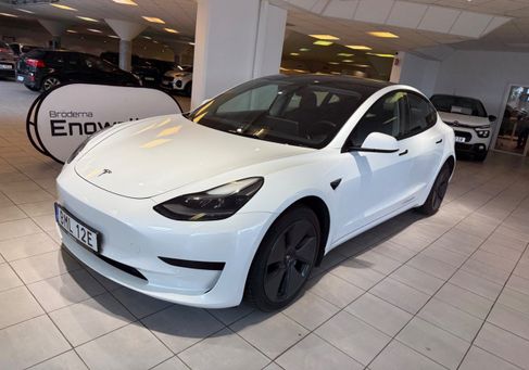 Tesla Model 3, 2021 2