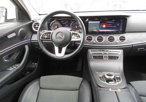 Mercedes-Benz E 220, 2018