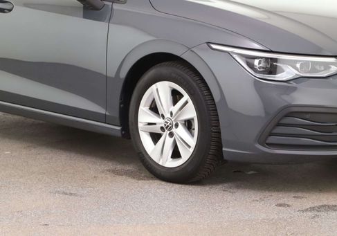Volkswagen Golf, 2023 3