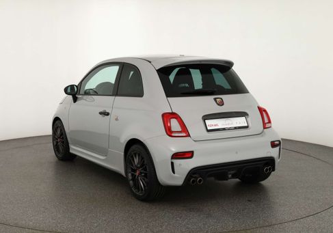 Abarth 695, 2022