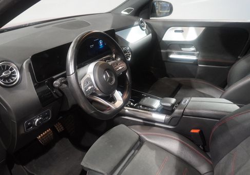 Mercedes-Benz GLA 200, 2020