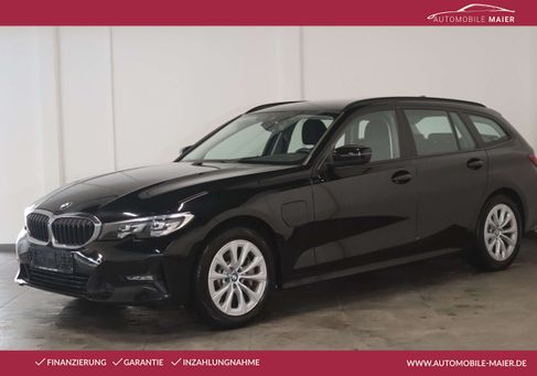 BMW 330, 2020