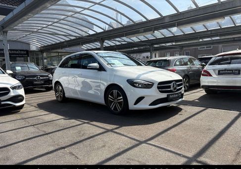 Mercedes-Benz B 200, 2021