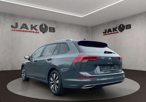 Volkswagen Golf, 2024 3
