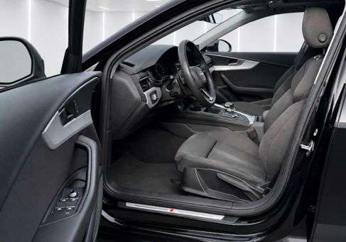 Audi A4, 2023 2