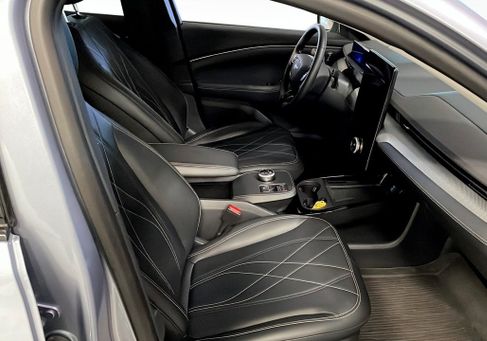 Ford Mustang Mach-E, 2022