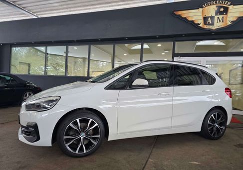 BMW 220, 2018 3
