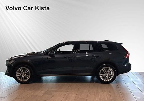 Volvo V60 Cross Country, 2023