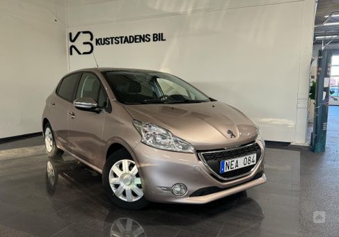 Peugeot 208, 2012