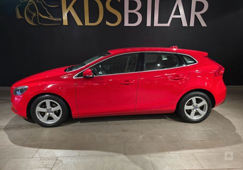 Volvo V40, 2014