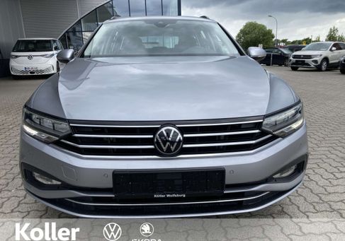 Volkswagen Passat, 2023