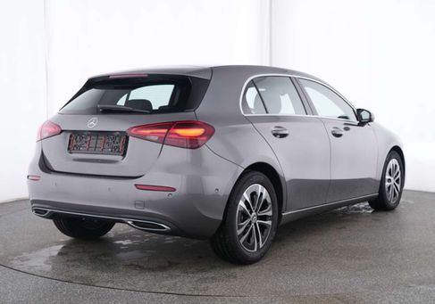Mercedes-Benz A 180, 2025 2
