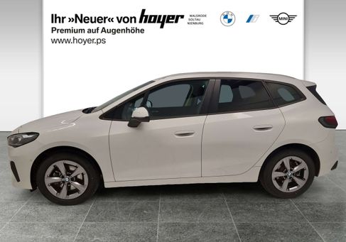 BMW 220, 2025 3