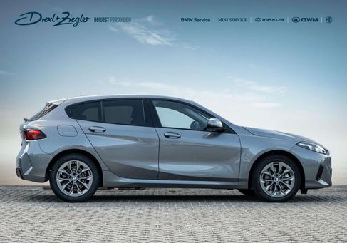 BMW 120, 2025