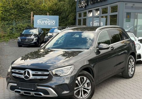 Mercedes-Benz GLC 200, 2020