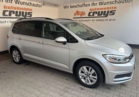 Volkswagen Touran, 2021 3