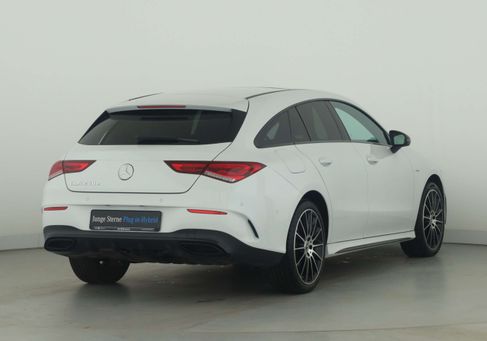 Mercedes-Benz CLA 250, 2022