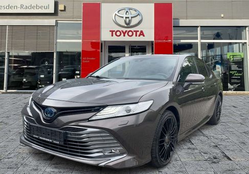 Toyota Camry, 2019