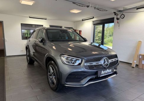 Mercedes-Benz GLC 300, 2022 3