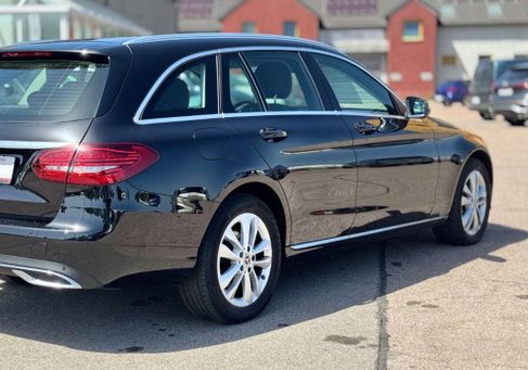 Mercedes-Benz C 300, 2020
